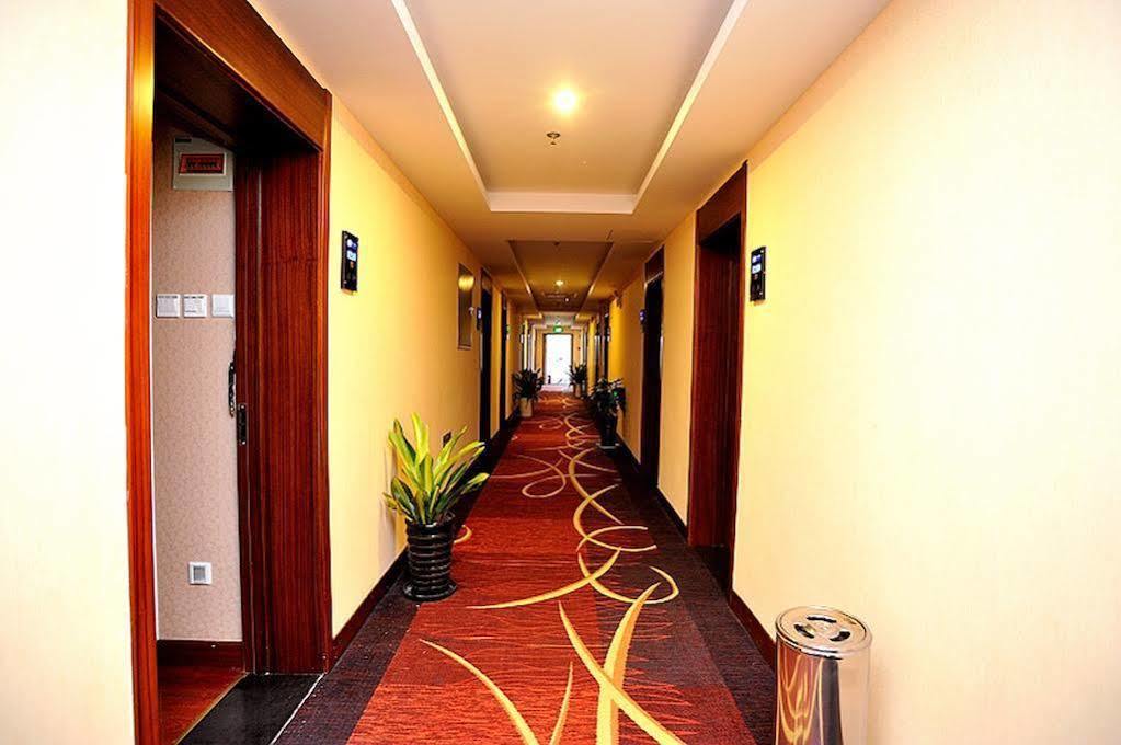 East Sacred Hotel Peking  Buitenkant foto