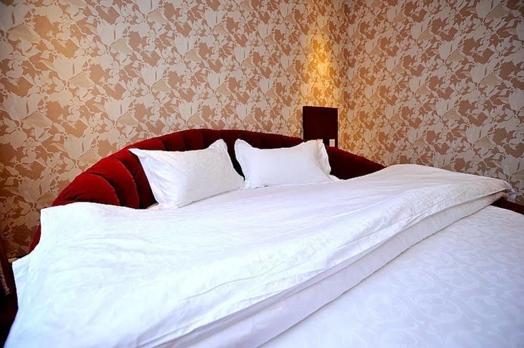 East Sacred Hotel Peking  Buitenkant foto